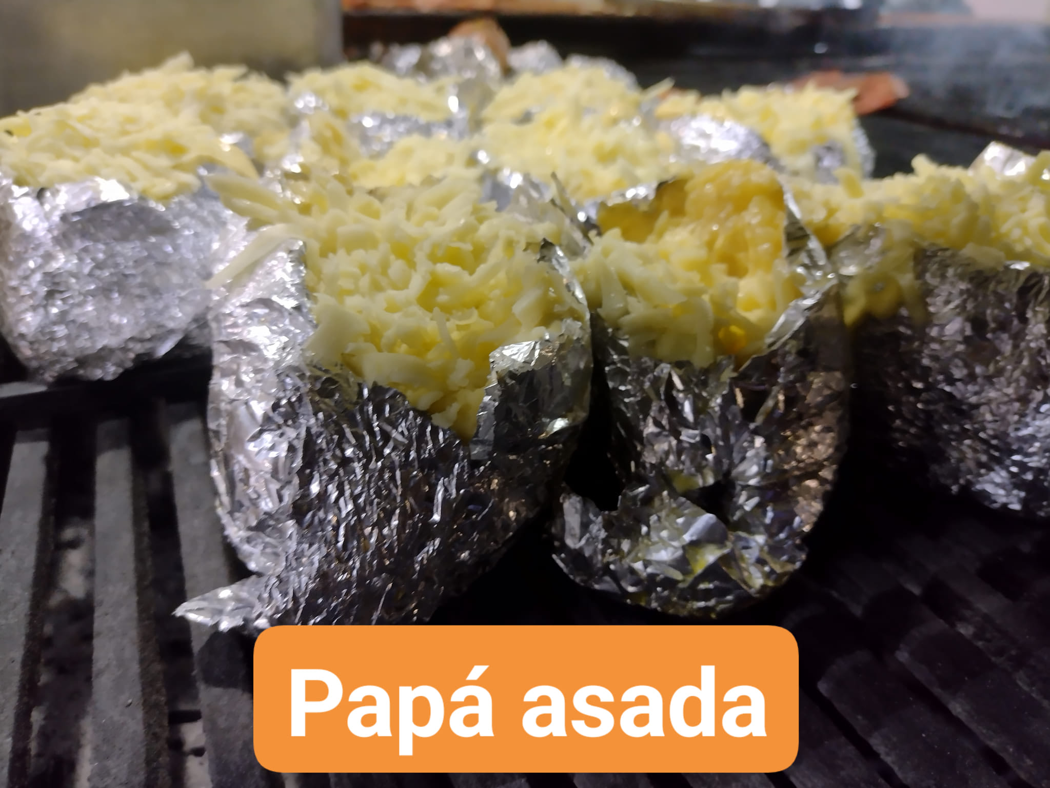 Hamburguesas y costillas Alehli