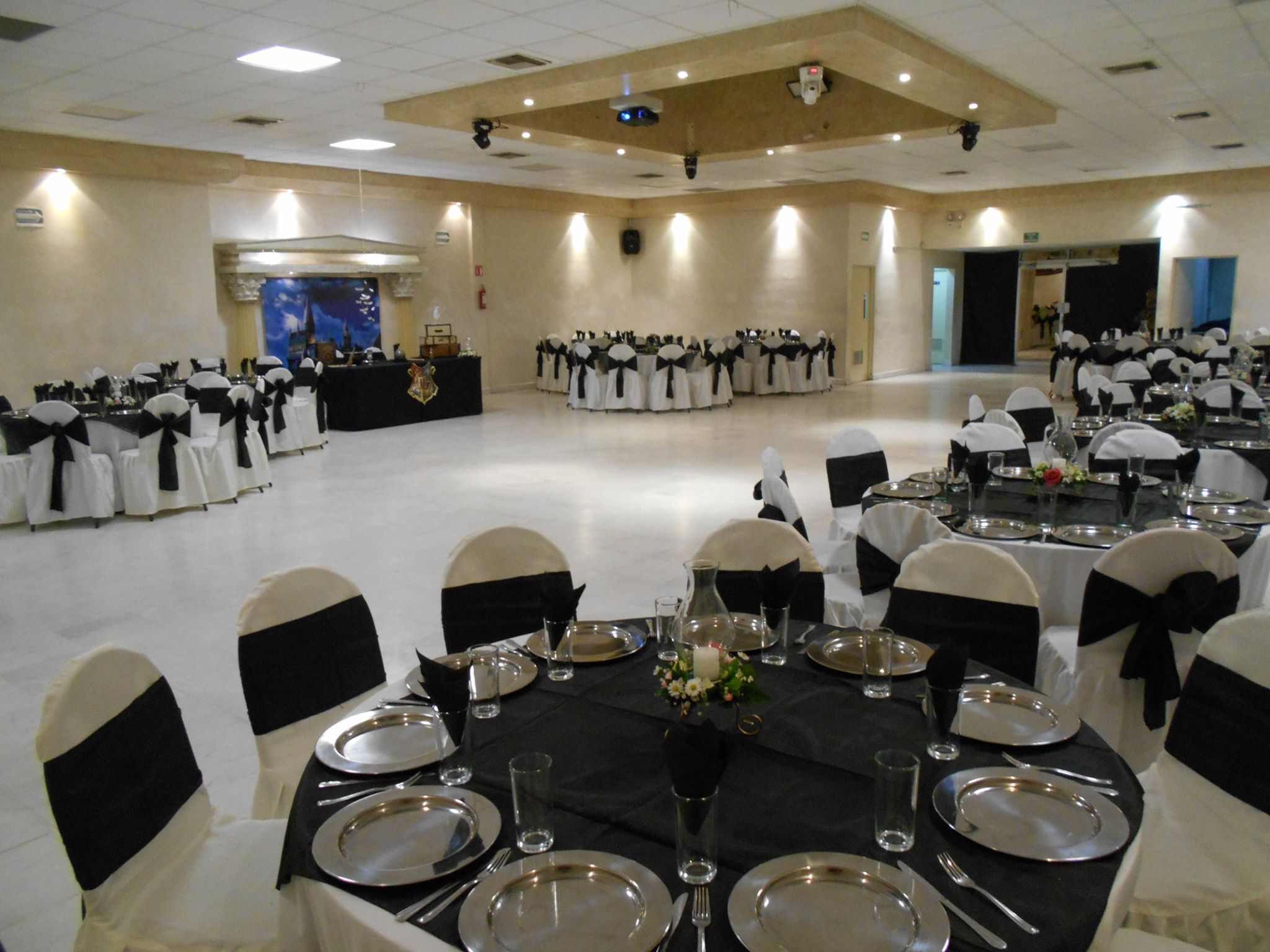 Salón Leos
