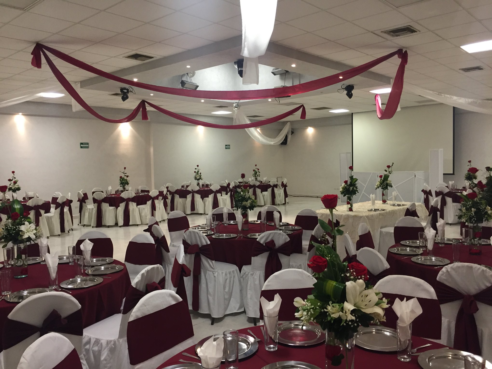 Salón Leos