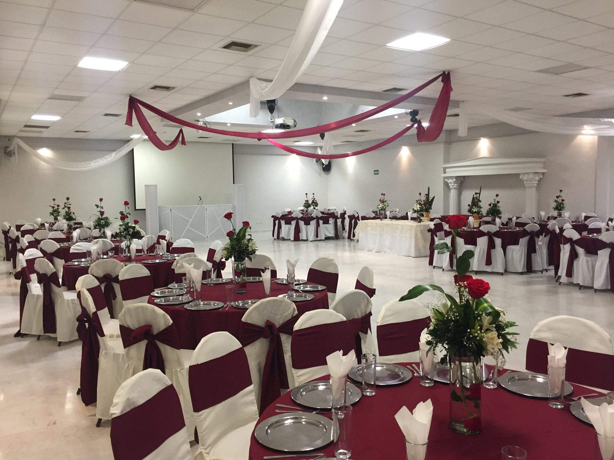 Salón Leos
