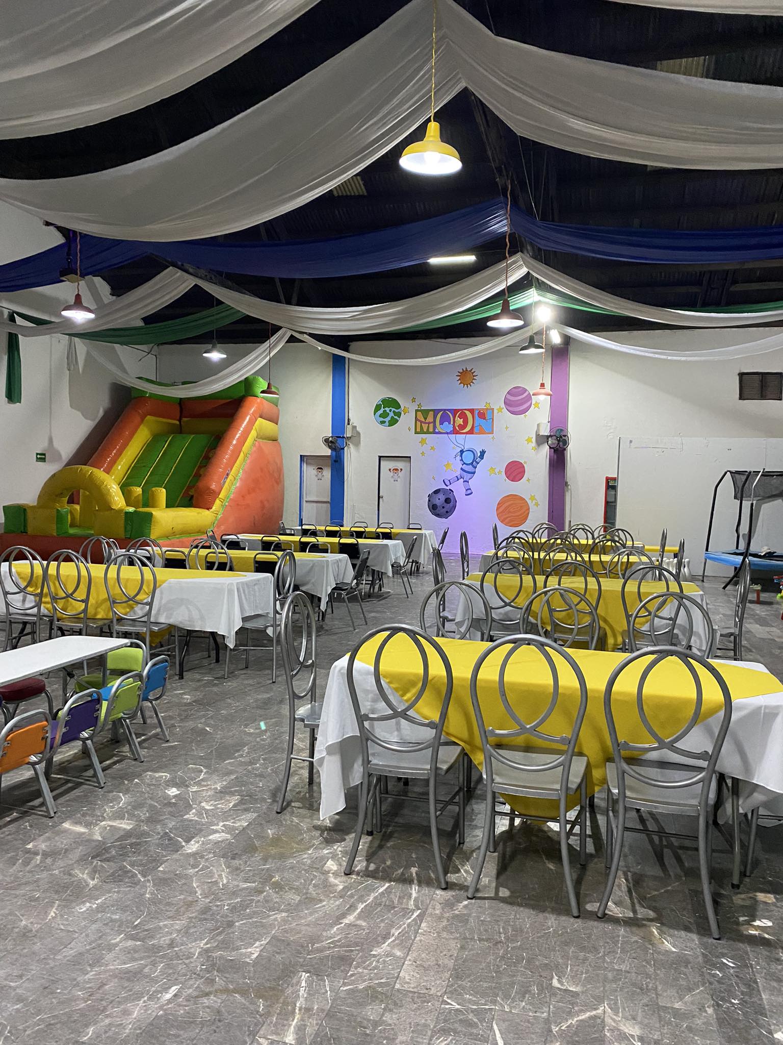 Moon Salón de fiestas y Eventos Infantiles